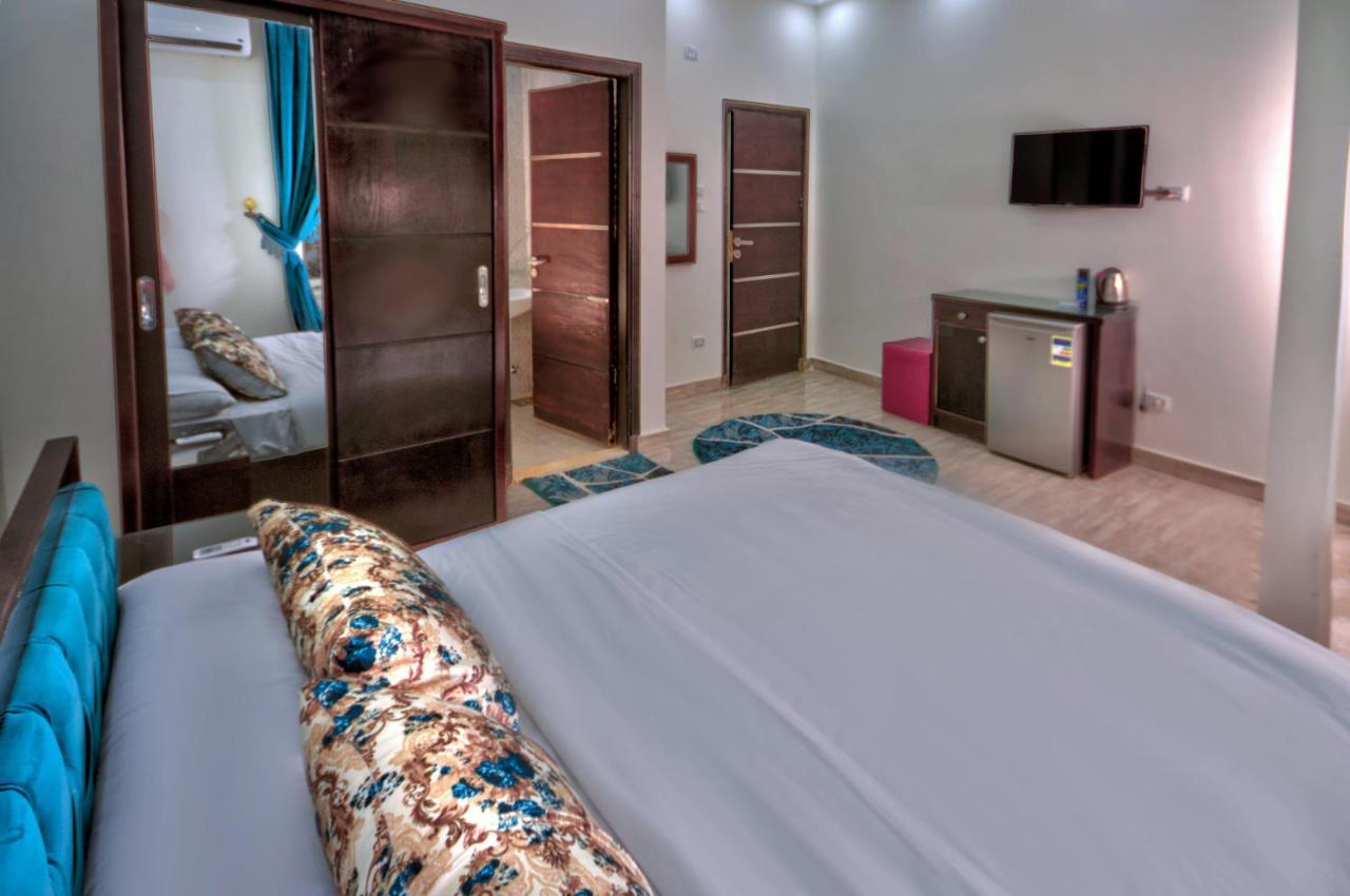 Tut Pyramids View Hotel Kafrat al Jabal Luaran gambar