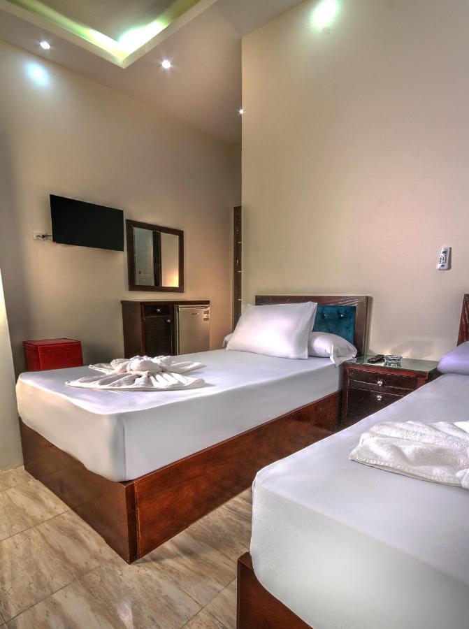 Tut Pyramids View Hotel Kafrat al Jabal Luaran gambar