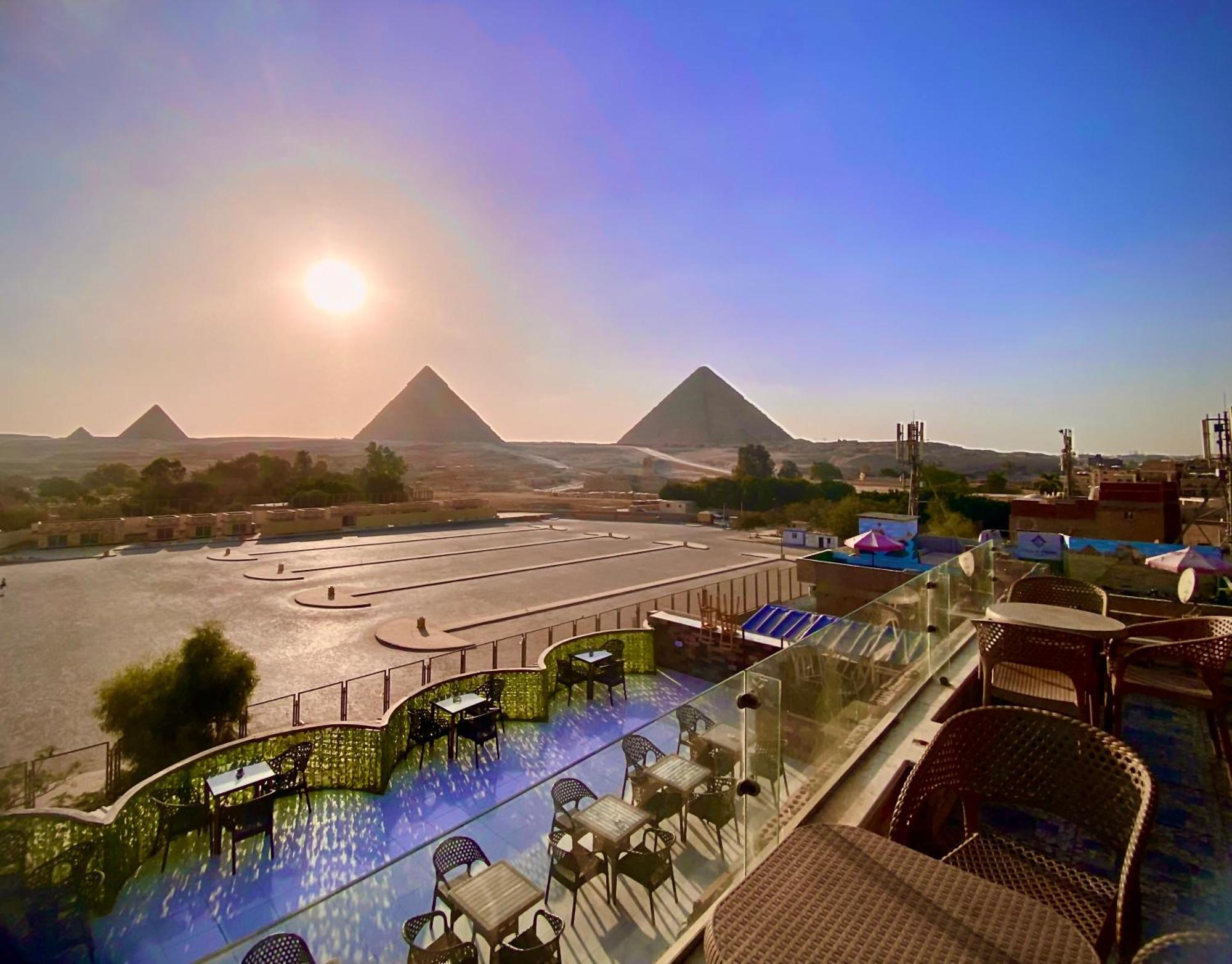 Tut Pyramids View Hotel Kafrat al Jabal Luaran gambar