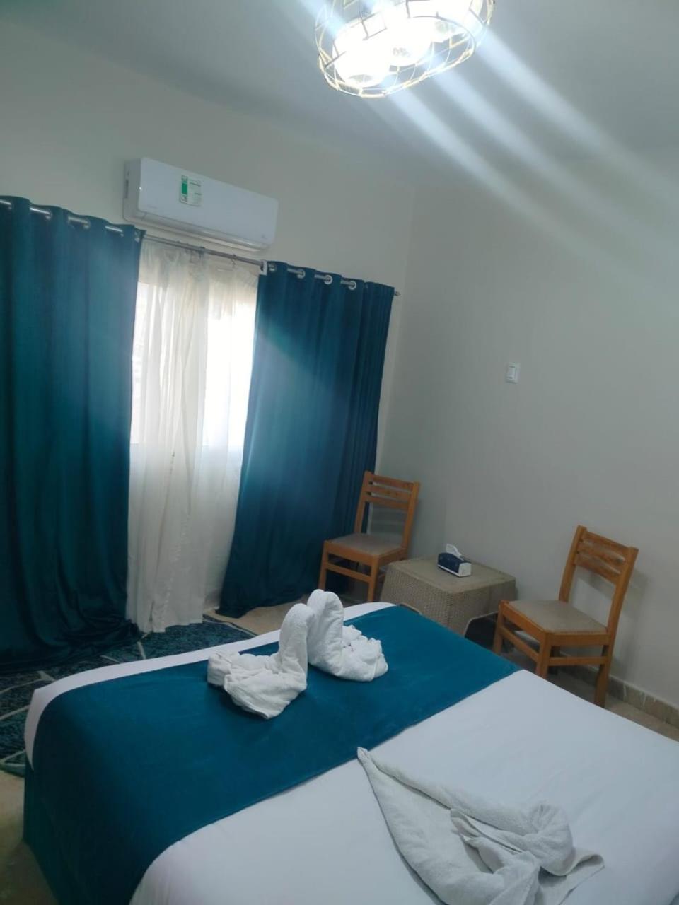 Tut Pyramids View Hotel Kafrat al Jabal Luaran gambar